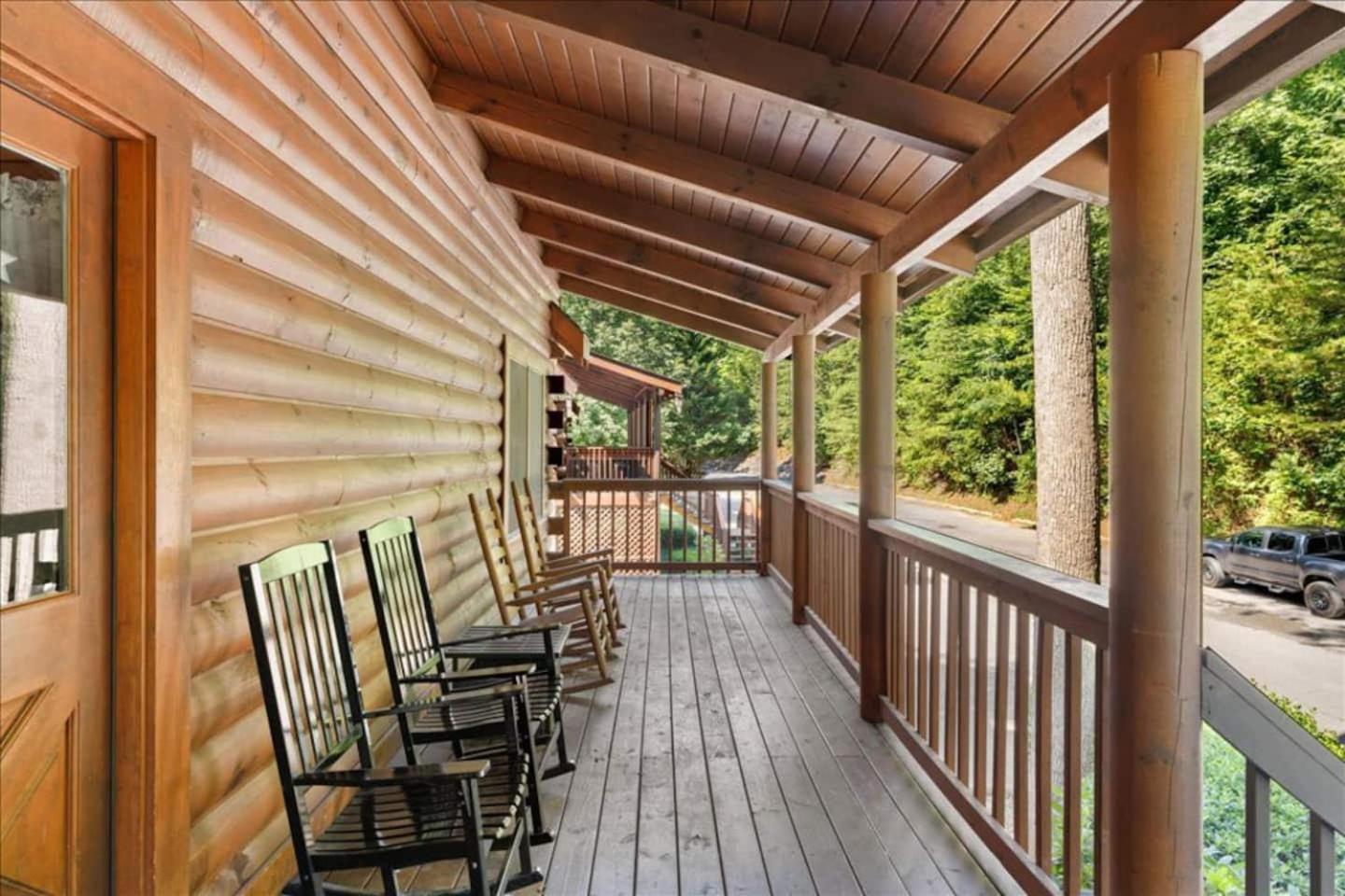 5Br Smoky Cabin Hot Tub, Games, 1 Mi To Parkway Pigeon Forge Esterno foto